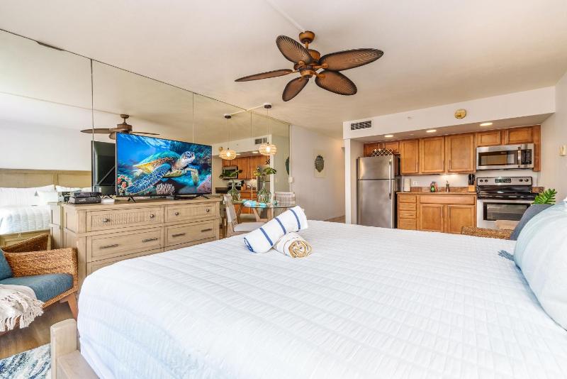 Royal Kahana 702 Studio Condo - image 23