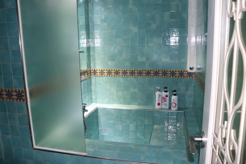 Hotel Marigold - image 22
