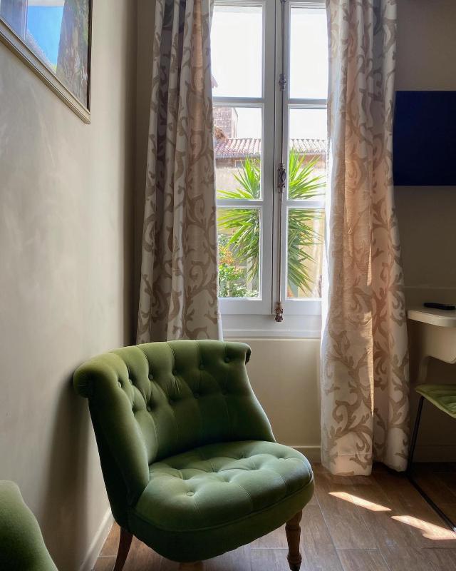 Double Room image 1