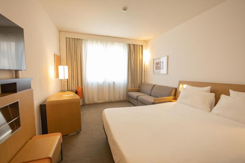 Executive Room with Sea View  image 4