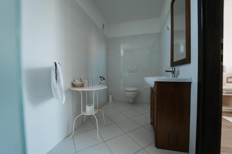 Double Room with Private Bathroom image 3