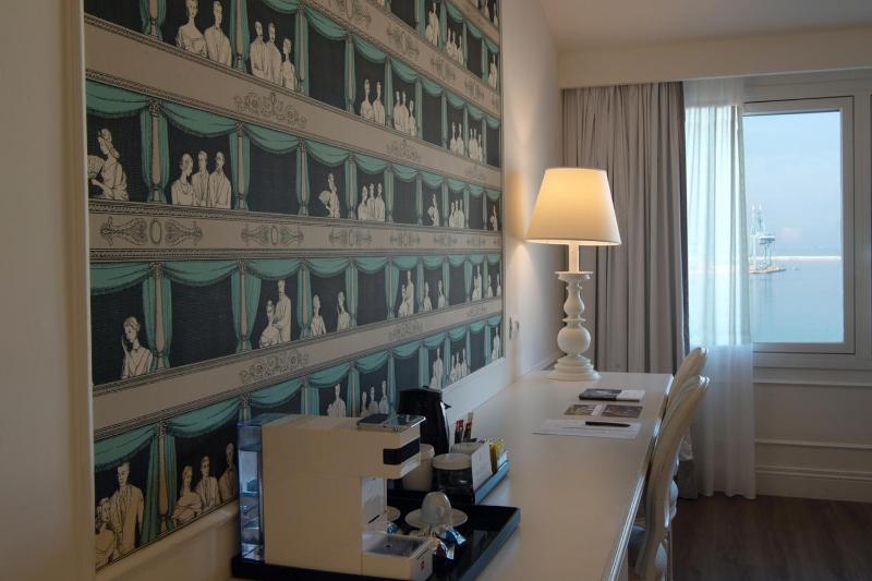Junior Suite image 4