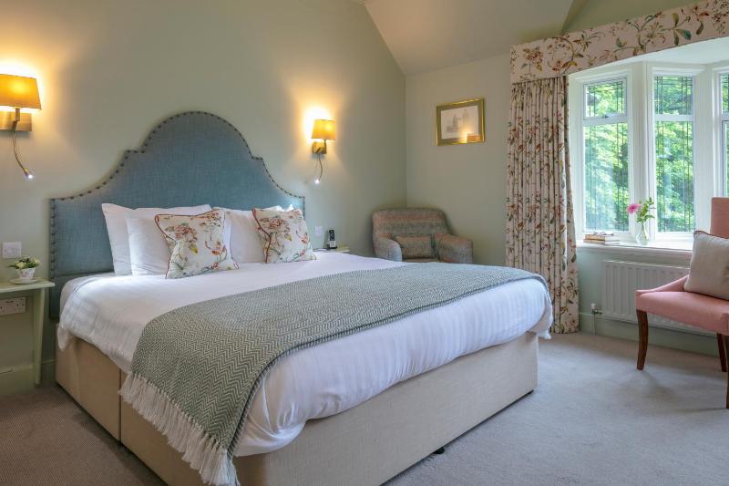 Double Room with Garden View image 3