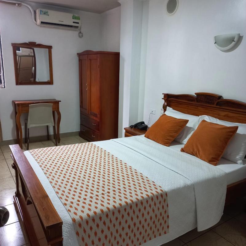 Hostal Bicentenario - image 16