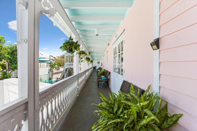 The Palms Hotel - image 23