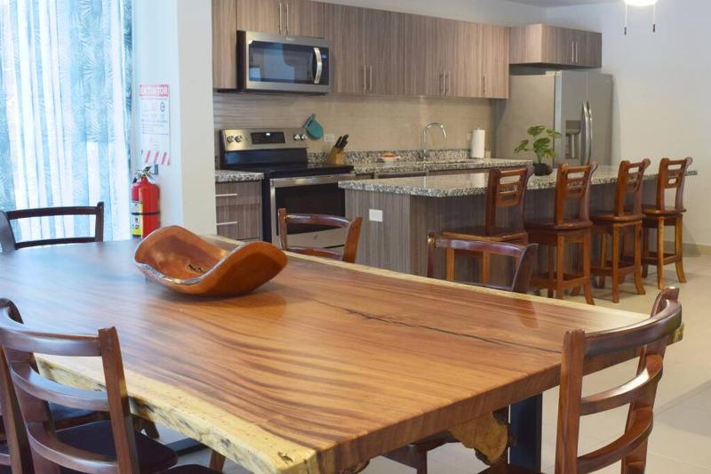 Amazing! 4 bdrm beach house Ciudad del Mar Jaco - image 16