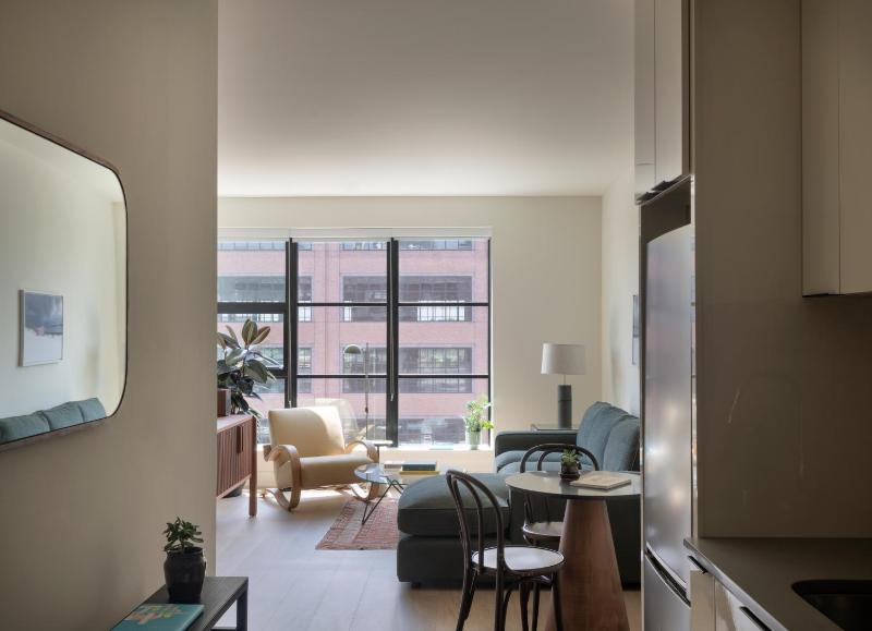 One-Bedroom Apartment image 3