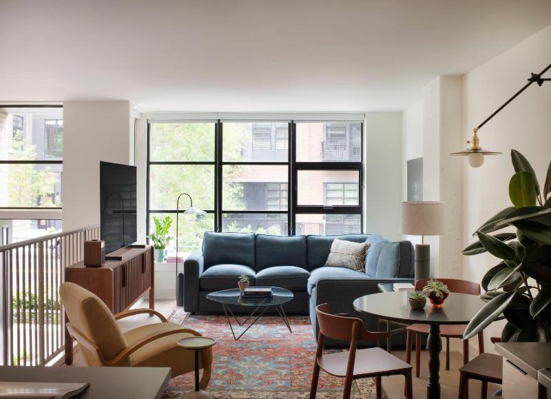 Two Bedroom Two-Level Townhome + Private Entrance image 1