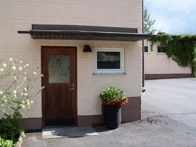 Three-Bedroom Apartment image 2