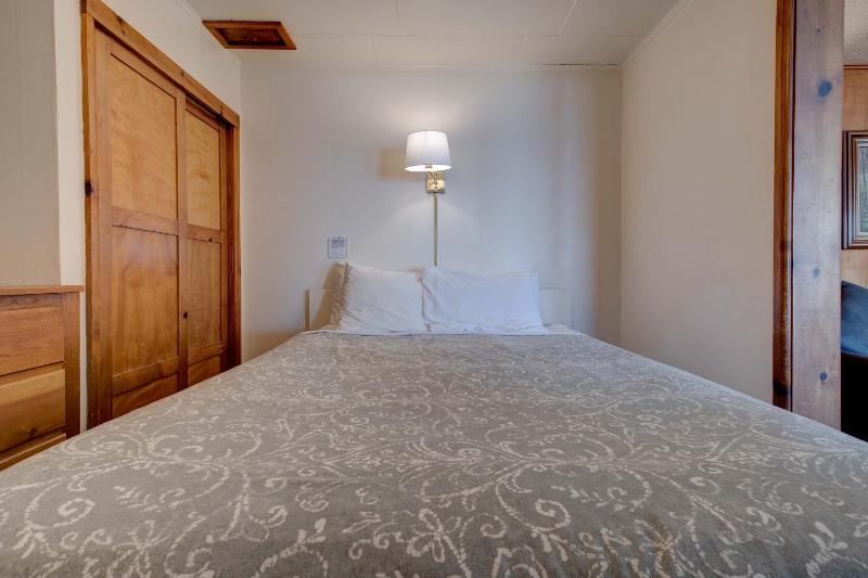 Ester Lee Oceanview Inn - image 34