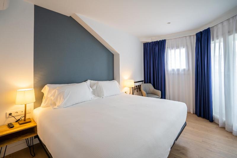 abba Apartments Playa de Gros San Sebastián - image 15
