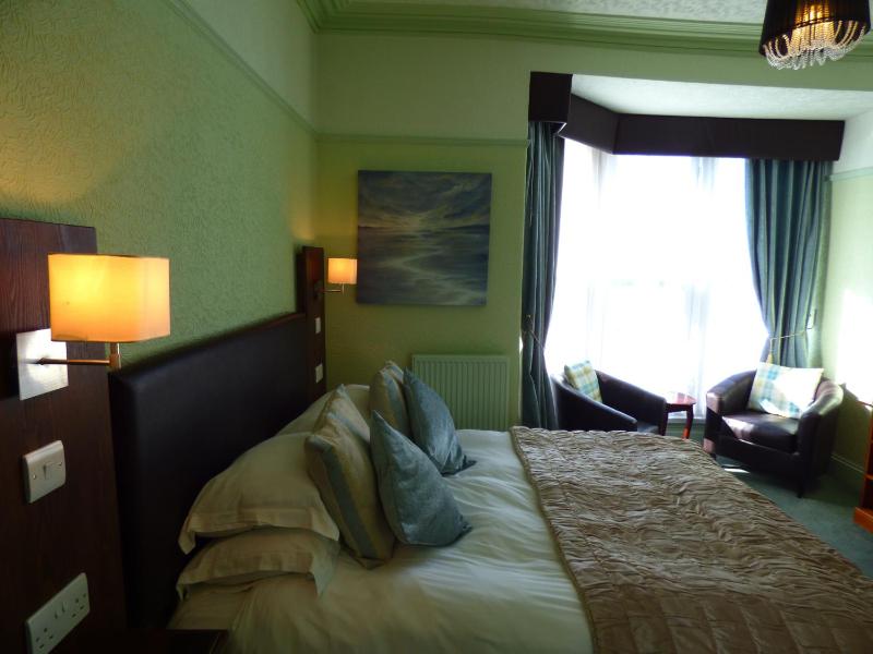The Southcliff - image 13