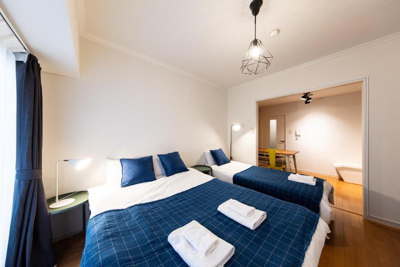 Sky Living Shinsaibashi East - image 12