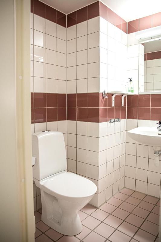 Single Room image 3