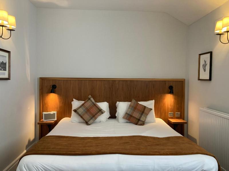 Double Room image 4