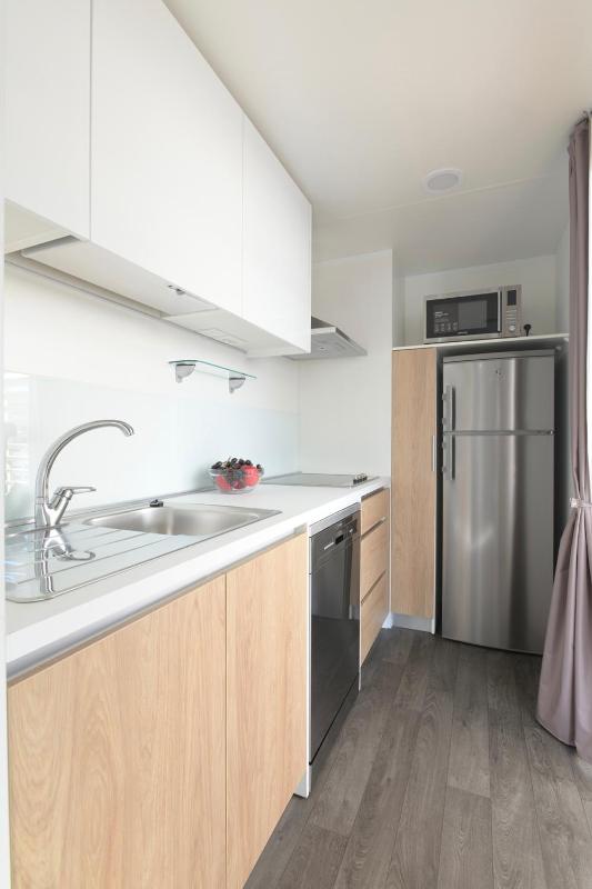 Executive Mobile Home - Pool Side image 3