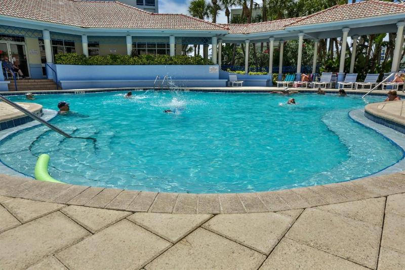 Immaculate Oceanview Oceanwalk 32 Condo! 19-307 - image 27