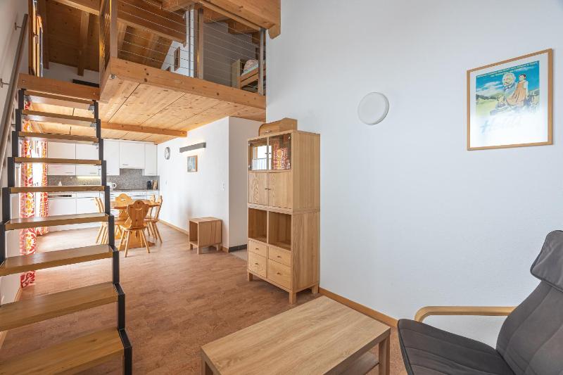 One-Bedroom Apartment image 4
