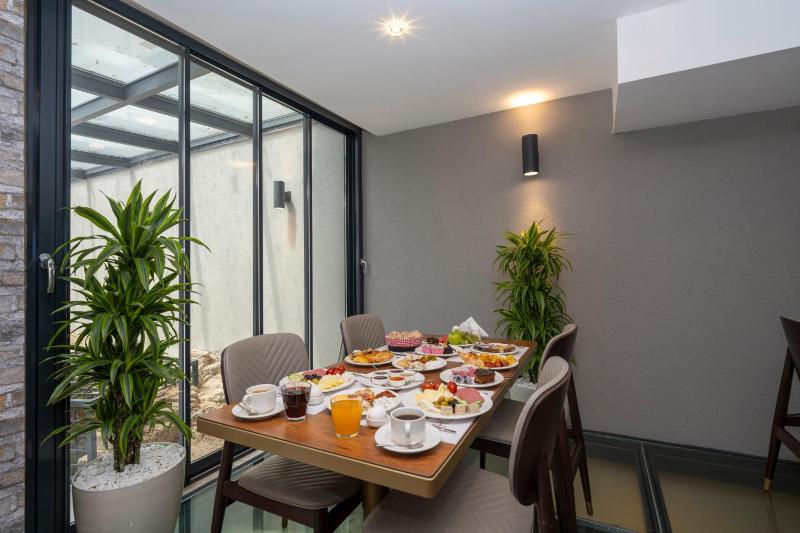 Hotel Ravi - image 6