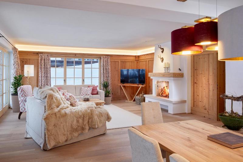 Superior Chalet image 3