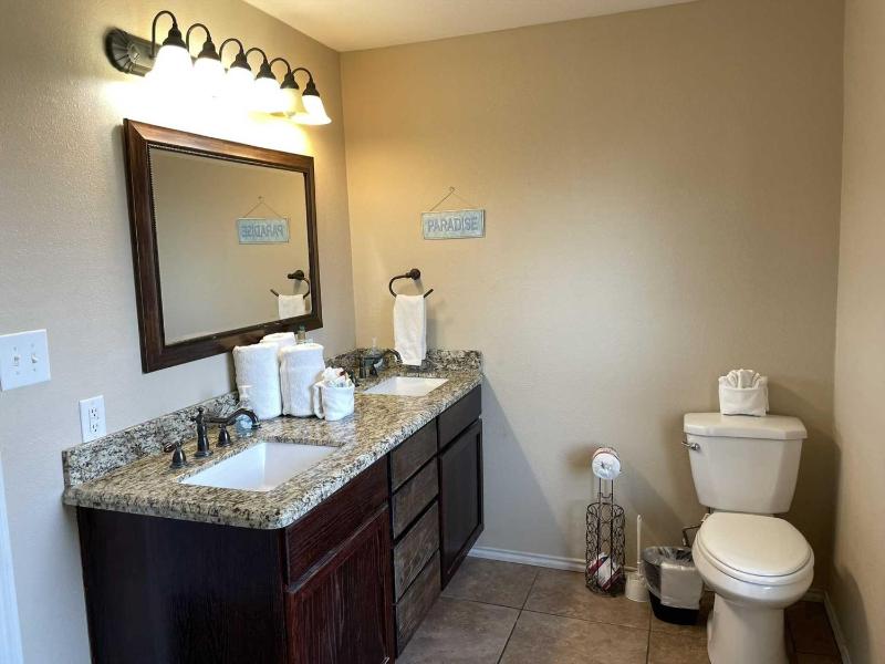 126 E Pike home - image 25