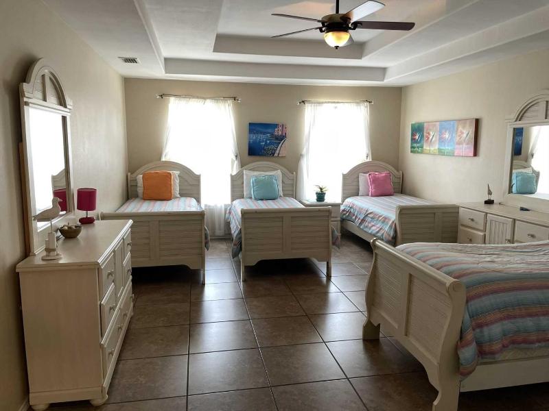126 E Pike home - image 10