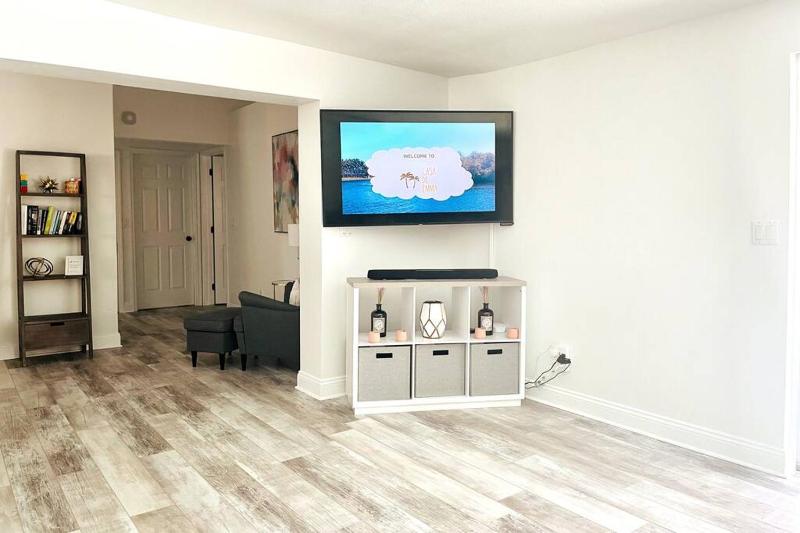 Casa de Emma - a 3-bed gulf access vacation home - image 9
