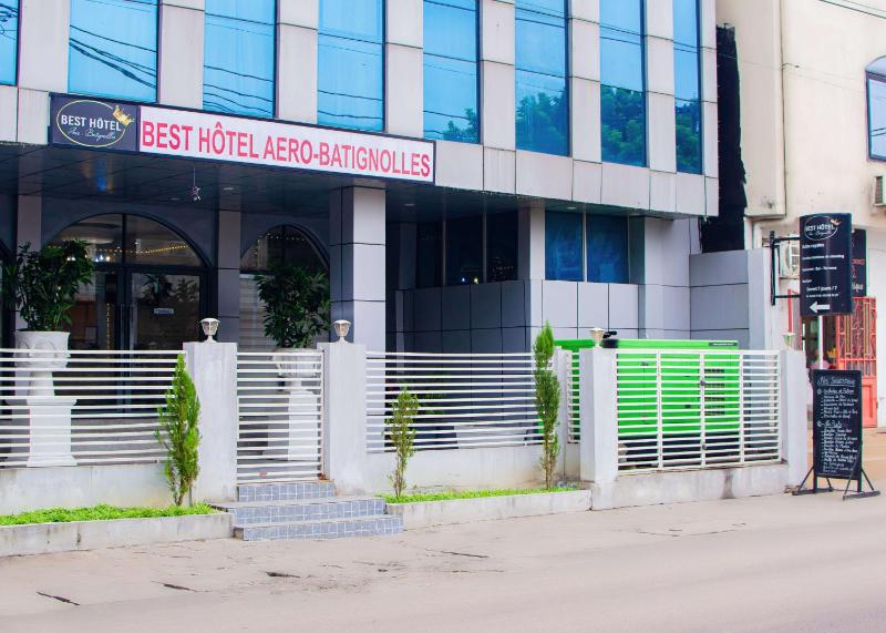 BEST HOTEL Aero-Batignoll - image 4
