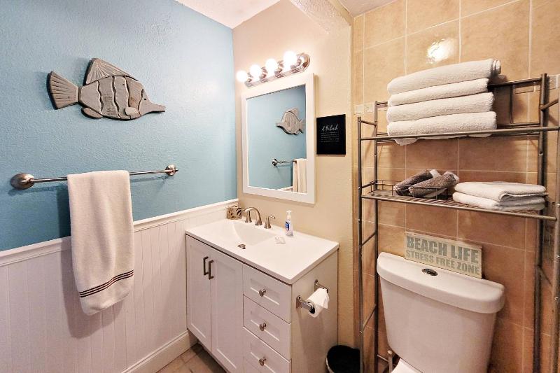 Pirates Cove Condo Unit #209 - image 32
