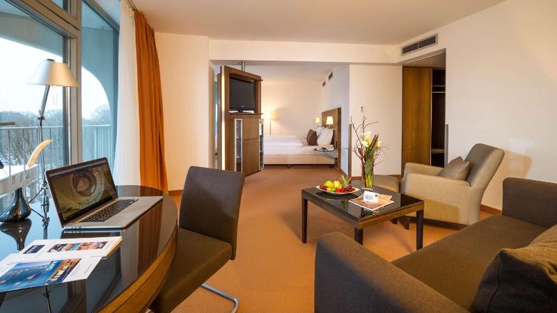 Junior Suite image 1