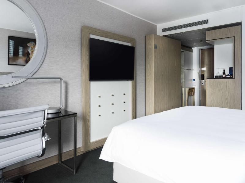 Superior Room image 3