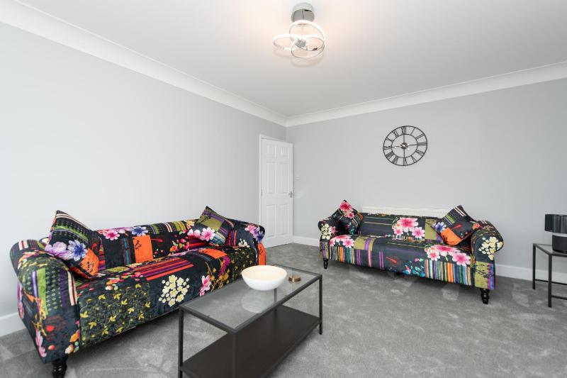 Solent Court - image 9