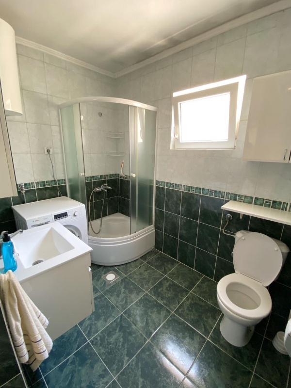 Apartment image 4