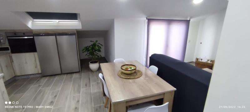 Apartment with Terrace image 4