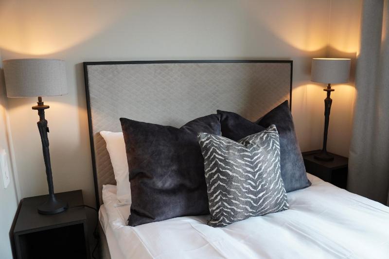 Standard Single Room image 4