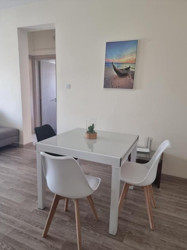Takelena Apartments - image 14