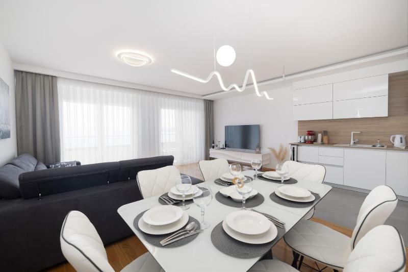 LuSi Apartman Makarska - image 14