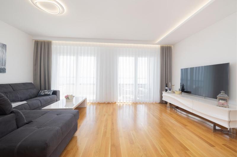 LuSi Apartman Makarska - image 45