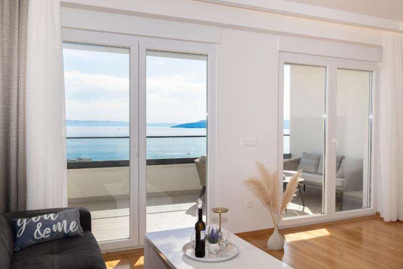 LuSi Apartman Makarska - image 46