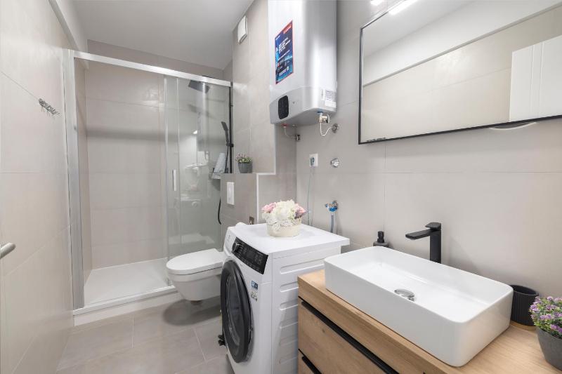 LuSi Apartman Makarska - image 20
