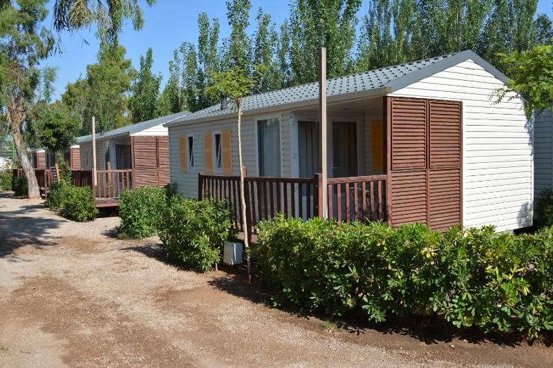 Two-Bedroom Bungalow image 3