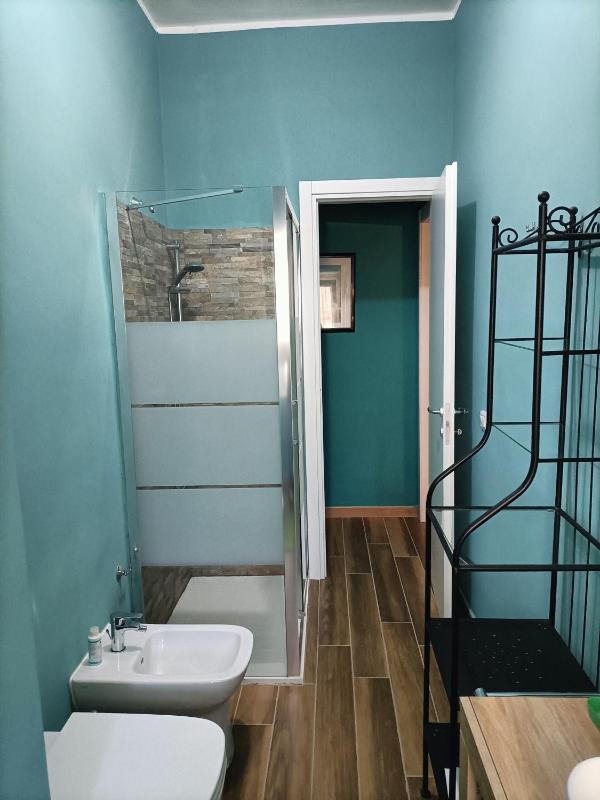 One-Bedroom Apartment image 3