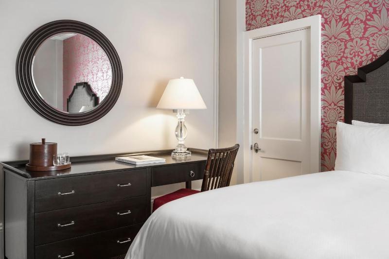 Historic Room King, Guest room, 1 King, No view image 3