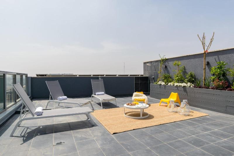 Neve Tsedek-Florentin-Design Duplex Penthouse by HolyGuest - image 7