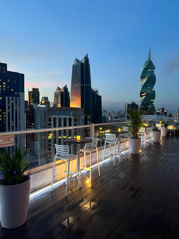 Impressive Family City View Apt B - PH Quartier Marbella - image 10