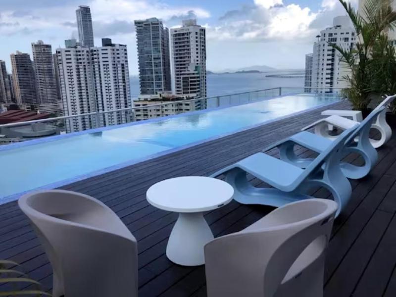 Impressive Family City View Apt B - PH Quartier Marbella - image 8