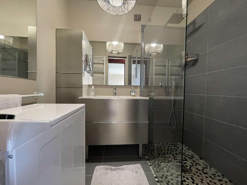 Appartement Luxueux Climatisé au Lavandou - FR-1-308-179 - image 18