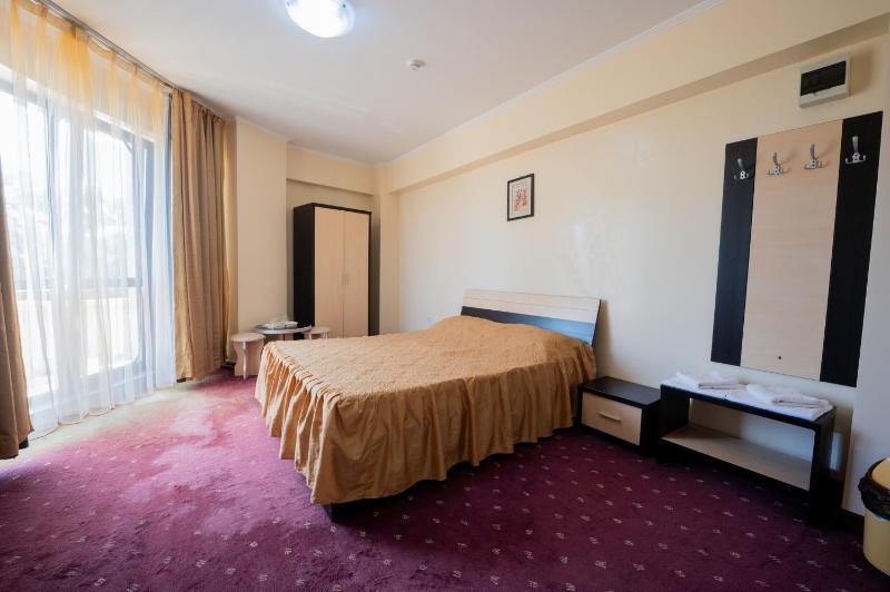 Hotel Coral - image 19