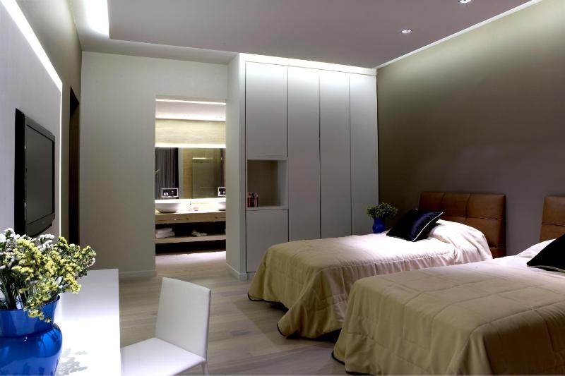 Pelagos Suites Hotel & Spa - image 22