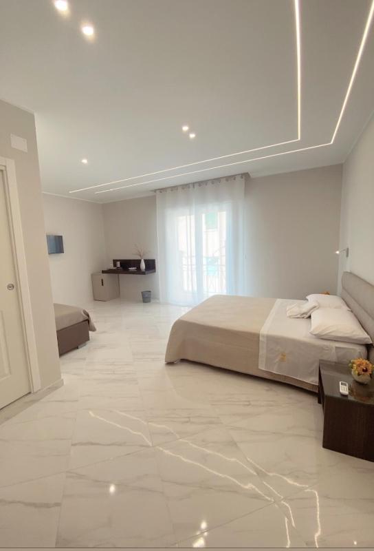 Meligrana Central Rooms - image 20